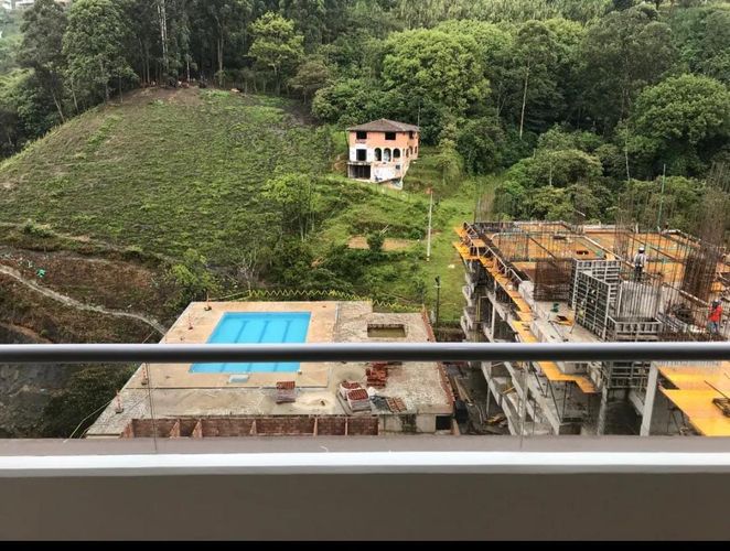 Apartamento de 3 alcobas en venta en Las Lomitas, Sabaneta, 98 m² · foto 7 de 24