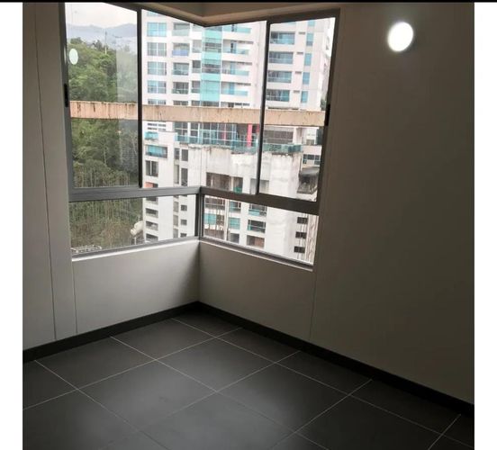 Apartamento de 3 alcobas en venta en Las Lomitas, Sabaneta, 98 m² · foto 11 de 24