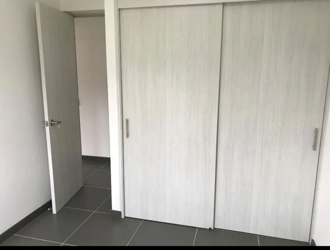 Apartamento de 3 alcobas en venta en Las Lomitas, Sabaneta, 98 m² · foto 13 de 24