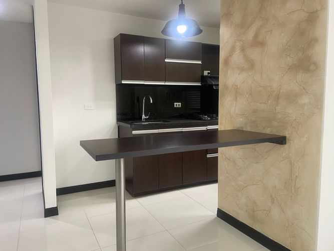 Apartamento de 2 alcobas en venta en Virgen Del Carmen, Sabaneta, 54 m² · foto 5 de 20