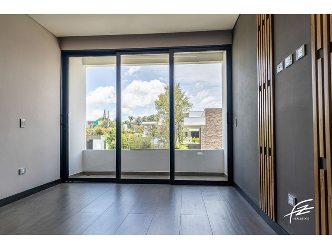 Casa de 3 alcobas en venta en Llano Grande, Rionegro, 205 m² · foto 9 de 24