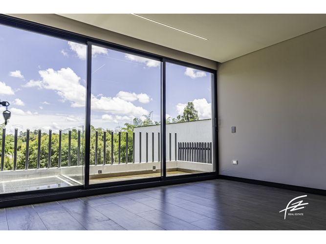 Casa de 3 alcobas en venta en Llano Grande, Rionegro, 205 m² · foto 12 de 24