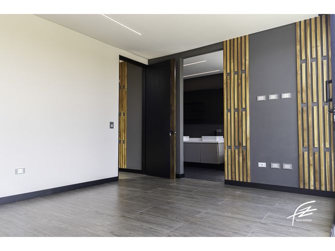 Casa de 3 alcobas en venta en Llano Grande, Rionegro, 205 m² · foto 14 de 24