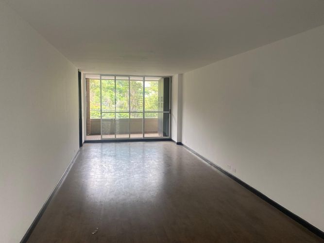 Oficina en arriendo en El Poblado, Medellín, 47 m² · foto 4 de 14