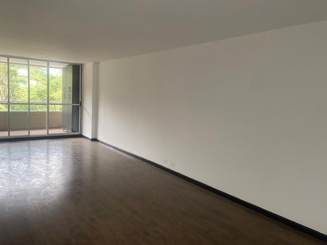 Oficina en arriendo en El Poblado, Medellín, 47 m² · foto 5 de 14