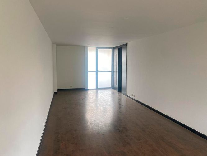Oficina en arriendo en El Poblado, Medellín, 47 m² · foto 10 de 14