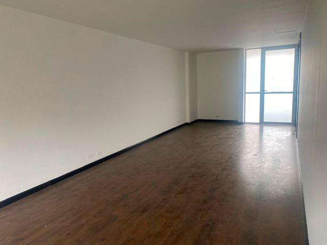 Oficina en arriendo en El Poblado, Medellín, 47 m² · foto 12 de 14