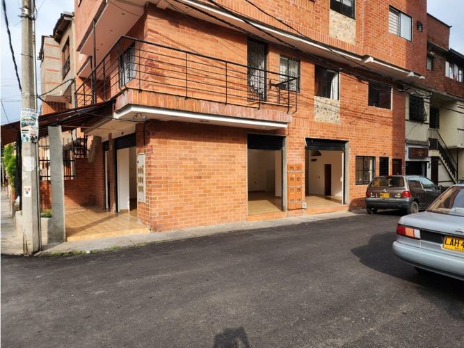 Local en arriendo en La America, Medellín, 100 m² · foto 13 de 18