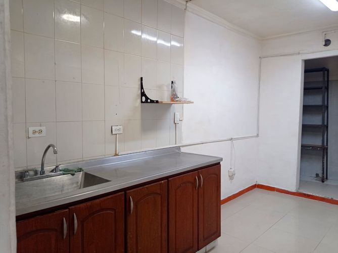 Local en arriendo en Laureles, Medellín, 100 m² · foto 7 de 15