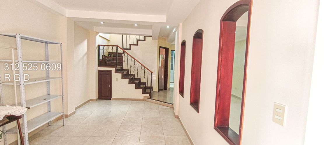 Casa de 4 alcobas en venta en Centro, Sopó, 150 m² · foto 2 de 24