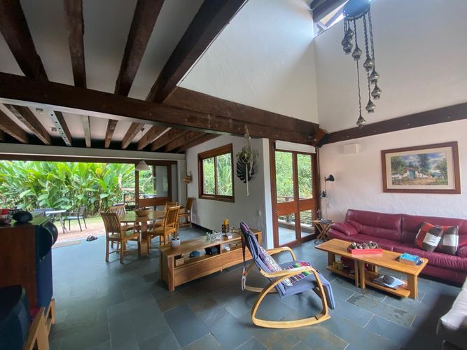 Casa de 5 alcobas en venta en La Aldea, La Estrella, 355 m² · foto 2 de 14