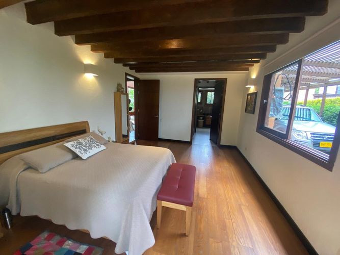 Casa de 5 alcobas en venta en La Aldea, La Estrella, 355 m² · foto 7 de 14