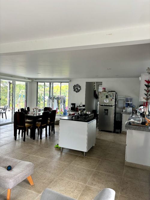 Casa de 4 alcobas en venta en La Estrella La Palm, Pereira, 225 m² · foto 3 de 12