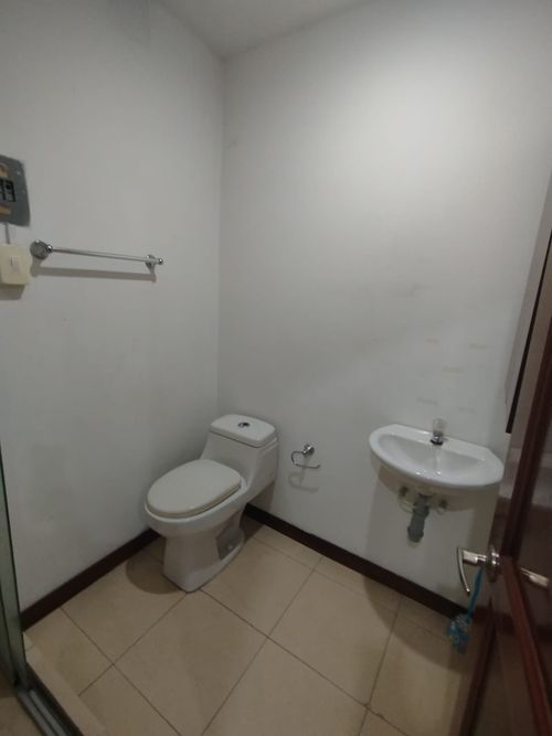 Oficina en arriendo en Pinares, Pereira, 26 m² · foto 5 de 5
