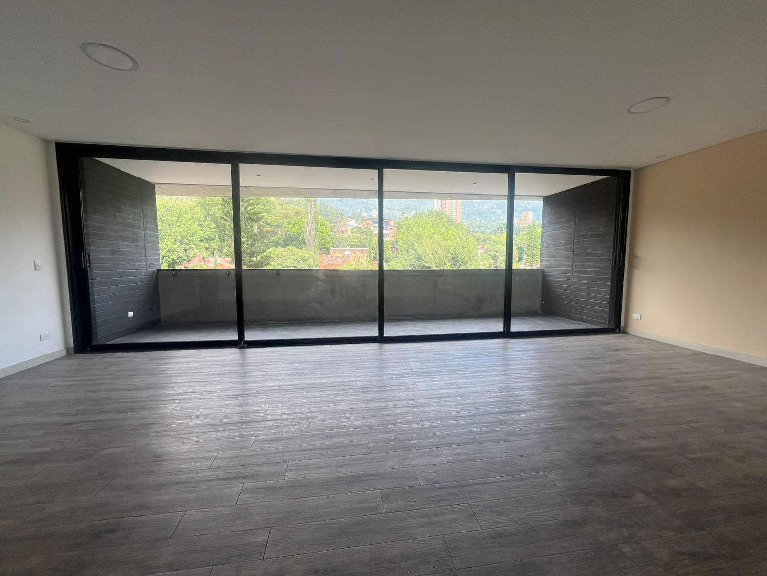 Apartamento en venta en Loma Benedictinos, Envigado · foto 2 de 20