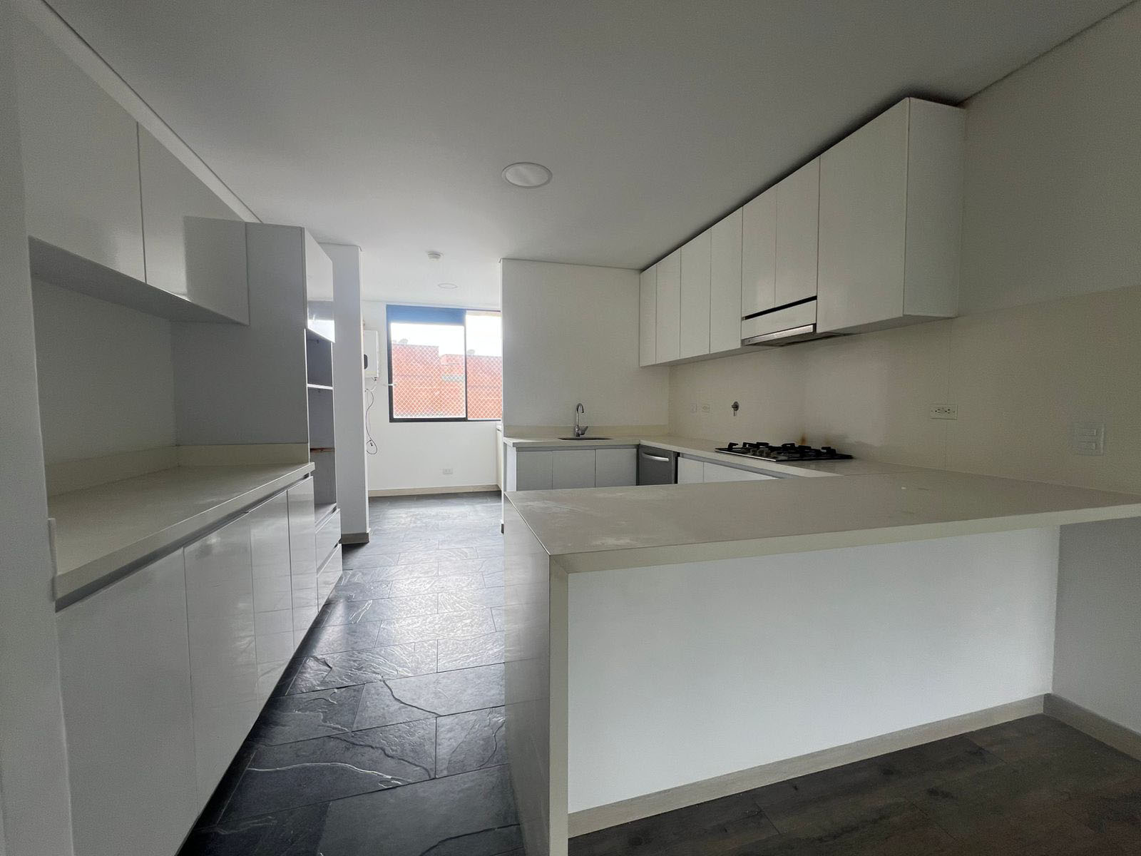 Apartamento en venta en Loma Benedictinos, Envigado · foto 6 de 20