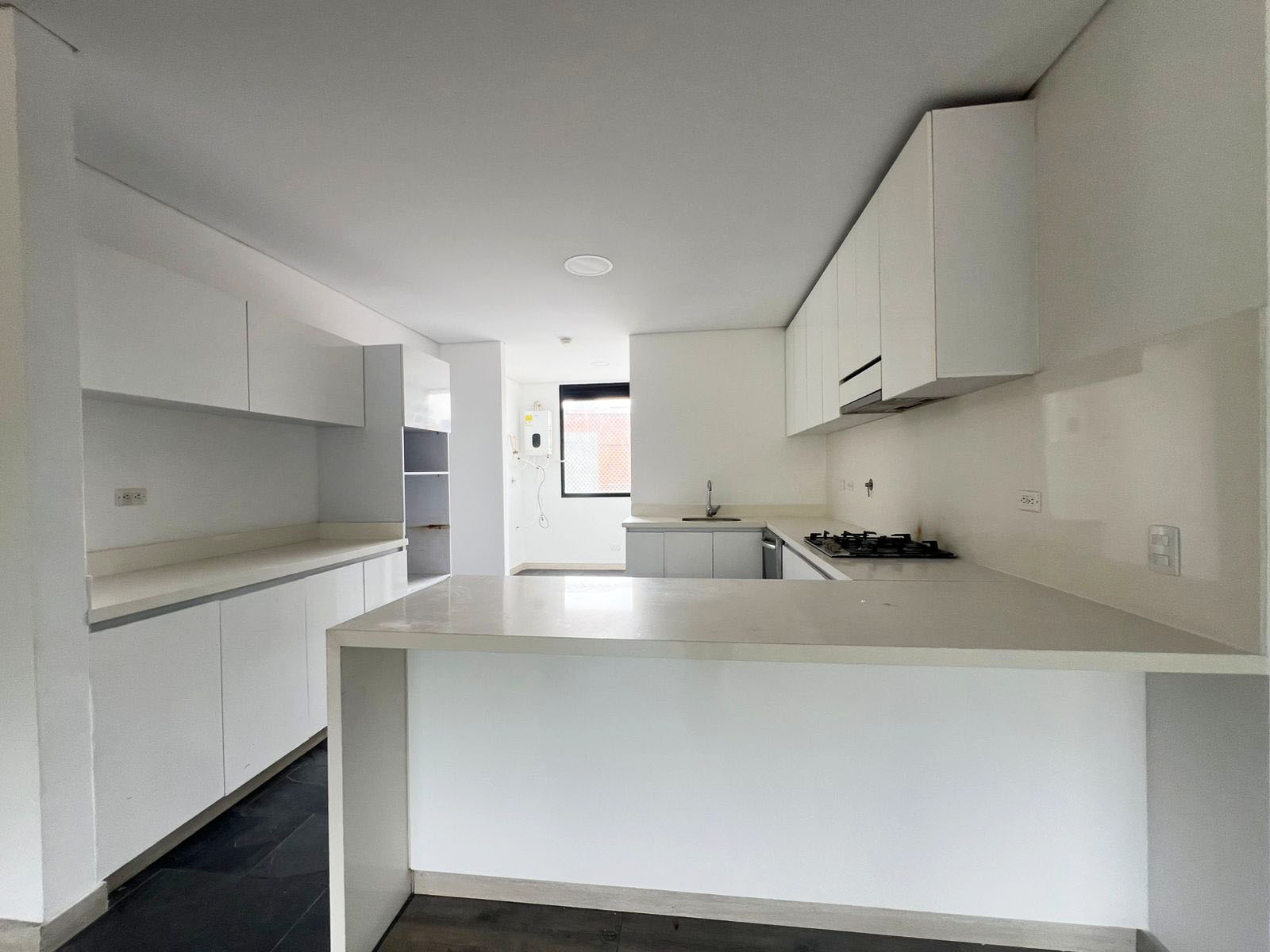 Apartamento en venta en Loma Benedictinos, Envigado · foto 8 de 20