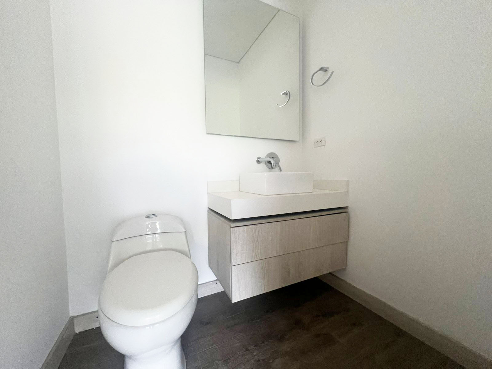 Apartamento en venta en Loma Benedictinos, Envigado · foto 18 de 20