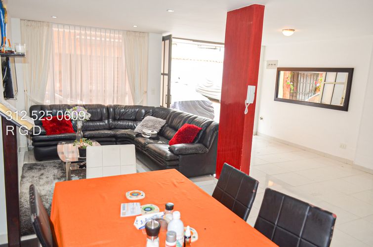 Casa de 4 alcobas en venta en Centro, Sopó, 150 m² · foto 11 de 24