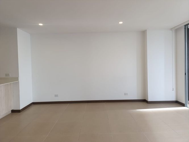 Apartamento de 3 alcobas en arriendo en El Poblado, Medellín, 120 m² · foto 5 de 18