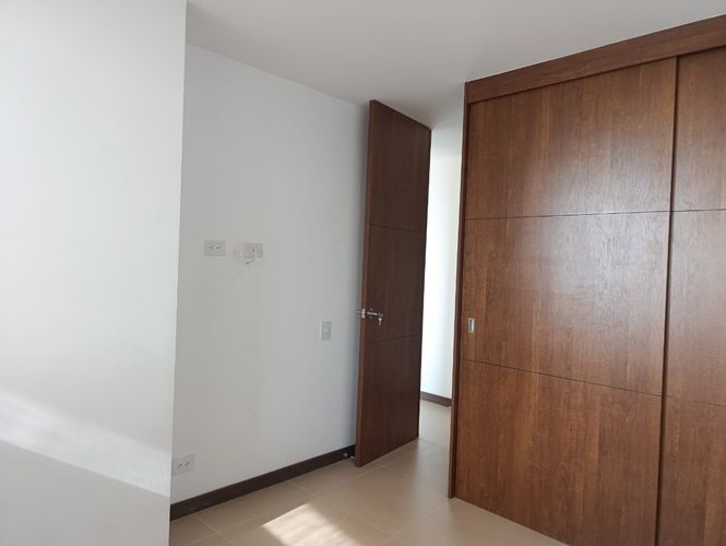 Apartamento de 3 alcobas en arriendo en El Poblado, Medellín, 120 m² · foto 11 de 18