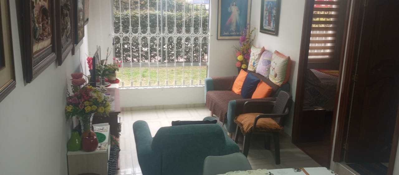 Apartamento en venta en Castilla, Bogotá · foto 2 de 24