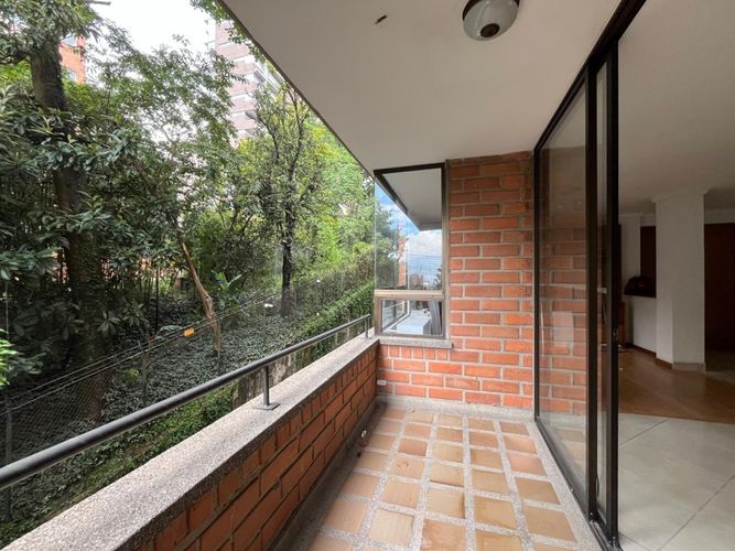 Apartamento de 3 alcobas en arriendo en El Poblado, Medellín, 184 m² · foto 14 de 14