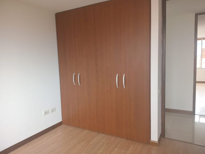 Apartamento de 3 alcobas en arriendo en Cumbres, Envigado, 103 m² · foto 12 de 18