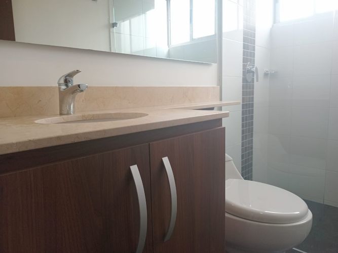 Apartamento de 3 alcobas en arriendo en Cumbres, Envigado, 103 m² · foto 16 de 18
