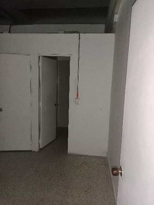 Local en venta en Castilla, Villavicencio, 75 m² · foto 9 de 10