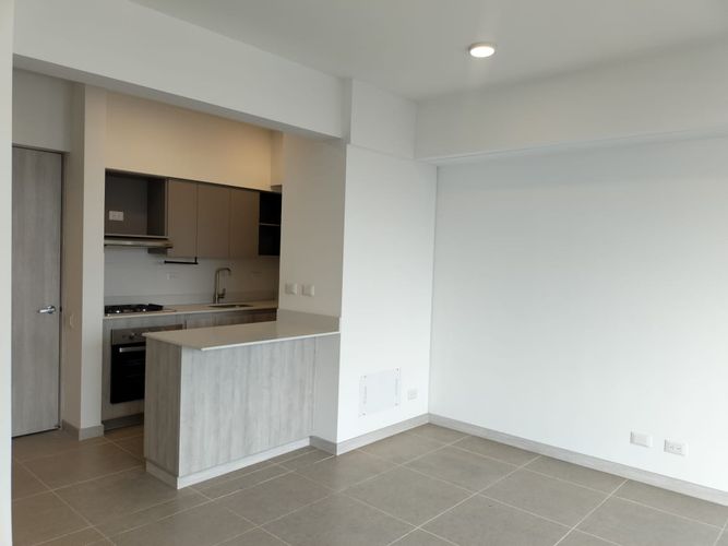 Apartamento de 1 alcoba en arriendo en El Poblado, Medellín, 50 m² · foto 3 de 12
