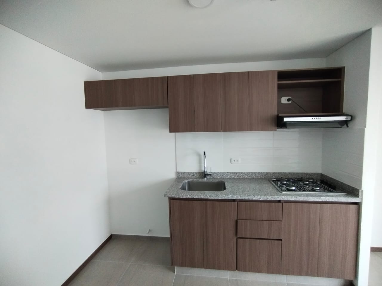 Apartamento en venta en La Macarena, Pereira · foto 5 de 13