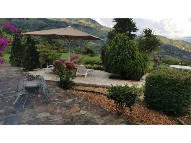 Finca en venta en Actividad Multiple, Copacabana, 32000 m² · foto 8 de 24