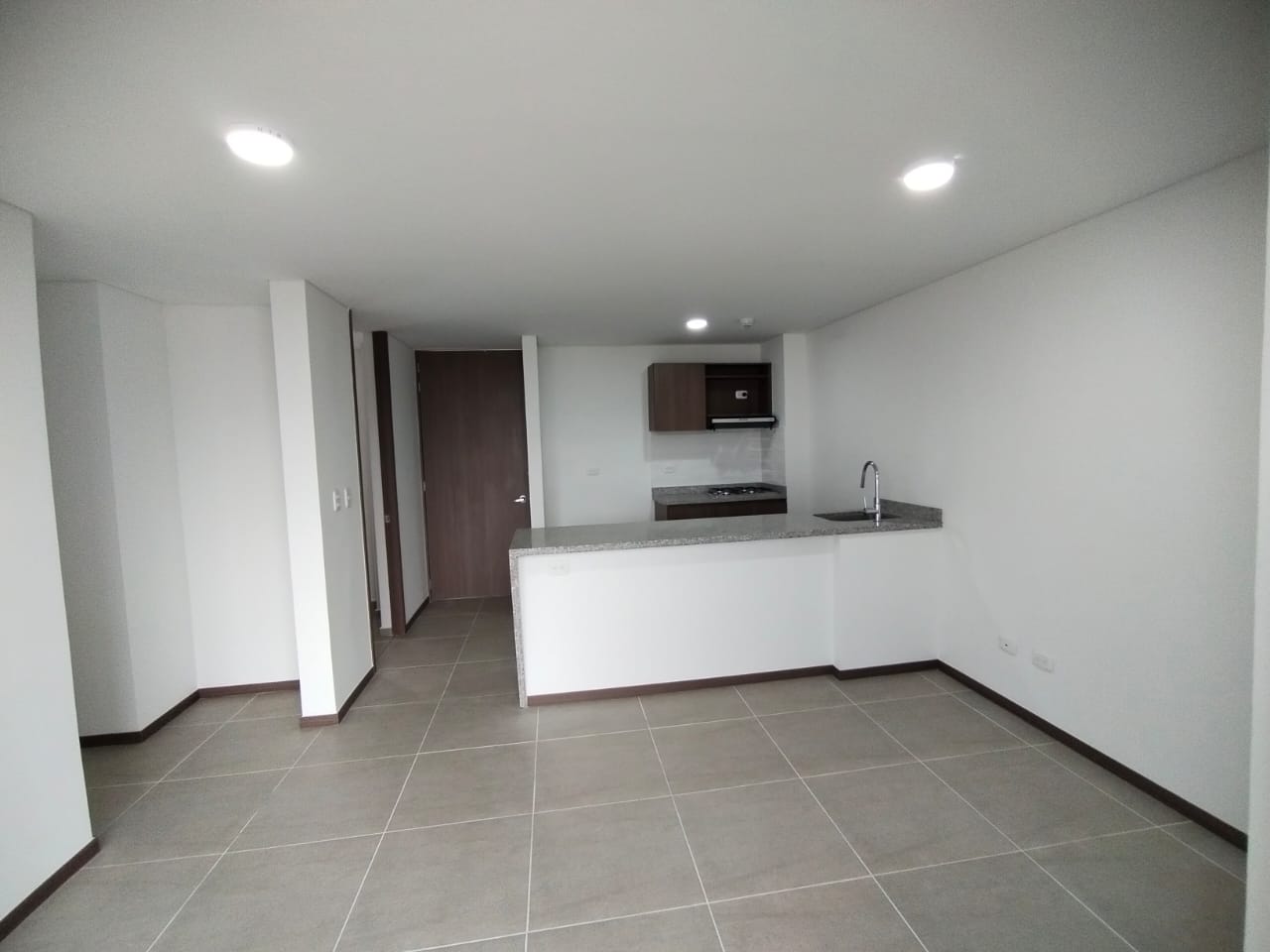 Apartamento en venta en La Macarena, Pereira · foto 3 de 16