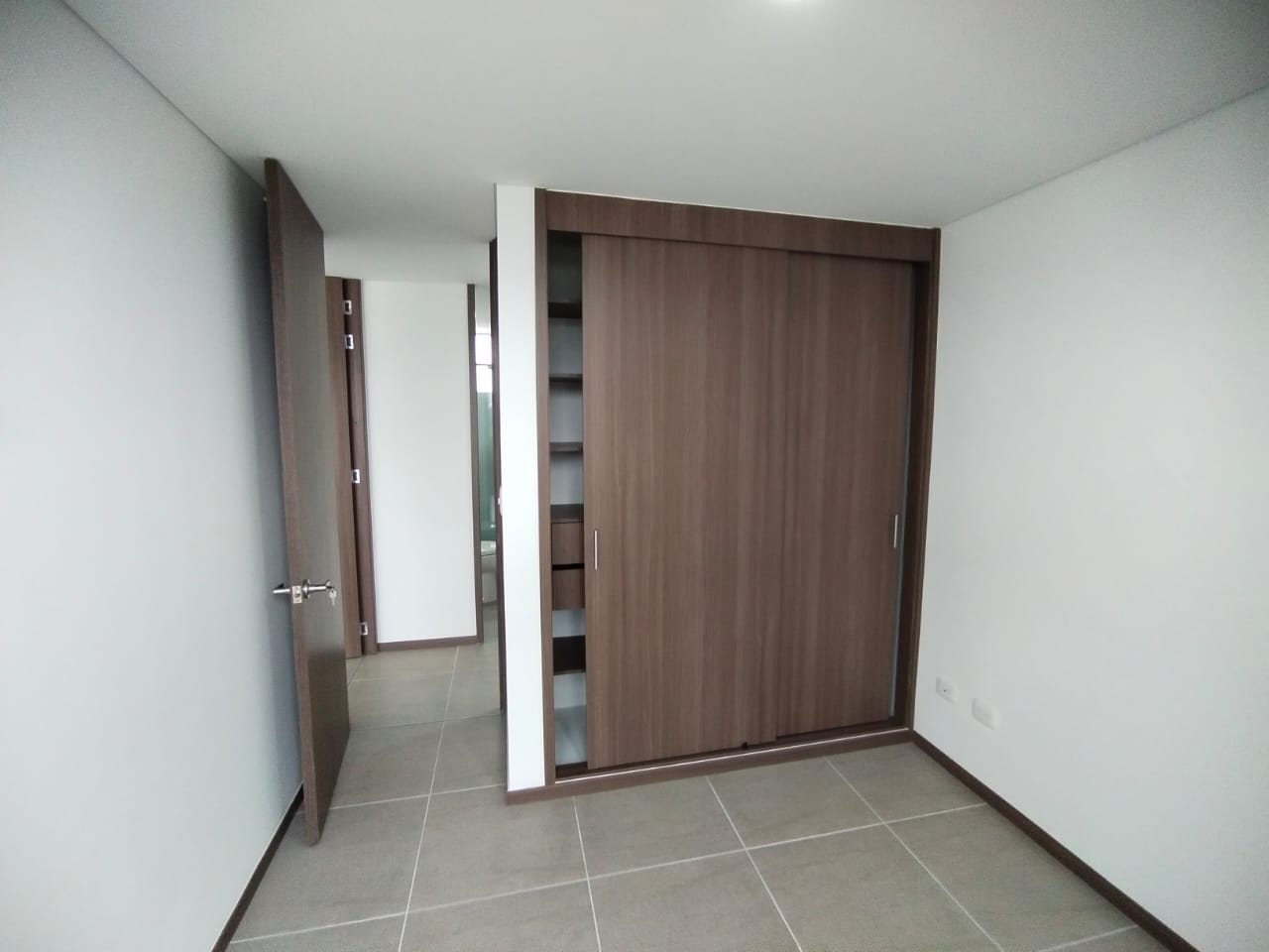 Apartamento en venta en La Macarena, Pereira · foto 8 de 16