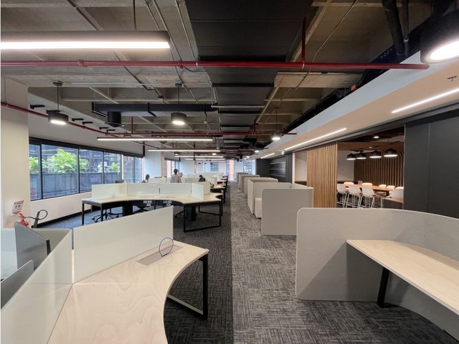 Oficina en arriendo en Milla De Oro, Medellín, 909 m² · foto 6 de 19