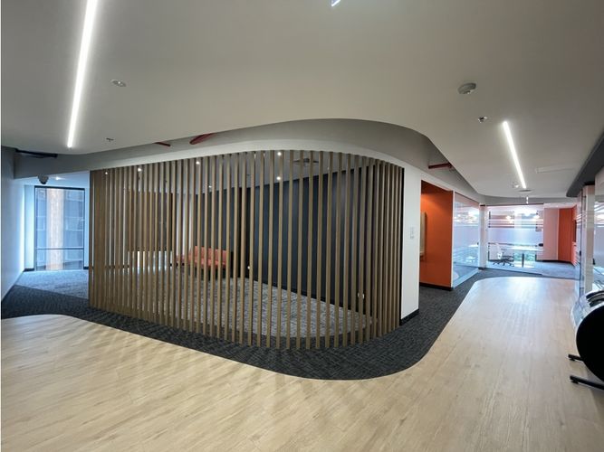 Oficina en arriendo en Milla De Oro, Medellín, 909 m² · foto 8 de 19