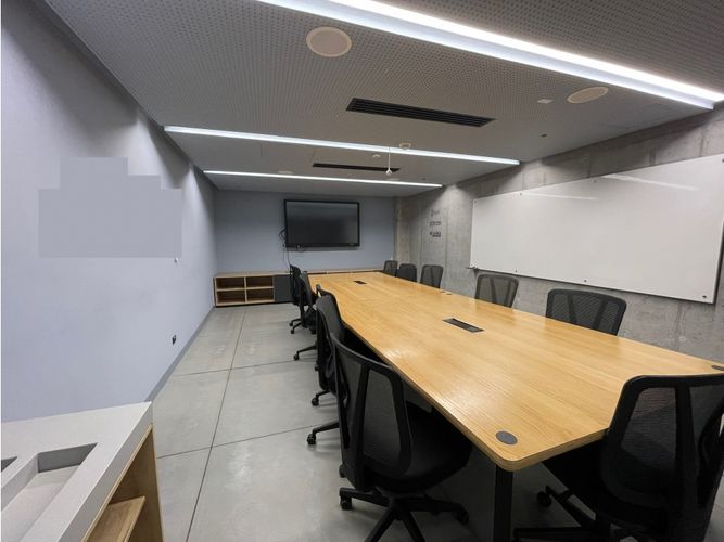 Oficina en arriendo en Milla De Oro, Medellín, 909 m² · foto 18 de 19