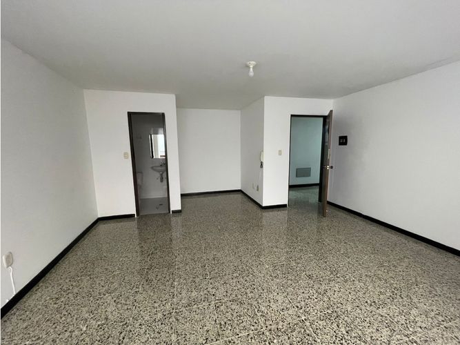 Oficina en arriendo en Centro, Bucaramanga, 34 m² · foto 3 de 5