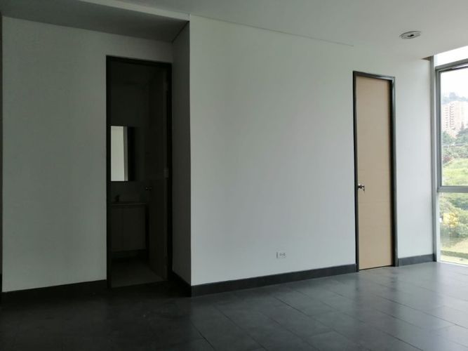 Oficina en arriendo en Manila, Medellín, 50 m² · foto 5 de 7