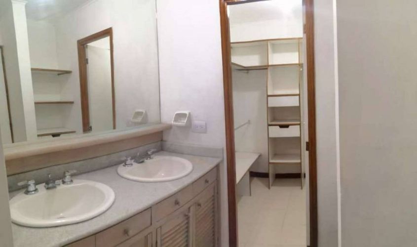 Apartamento de 2 alcobas en arriendo en La Abadia, Medellín, 114 m² · foto 6 de 8