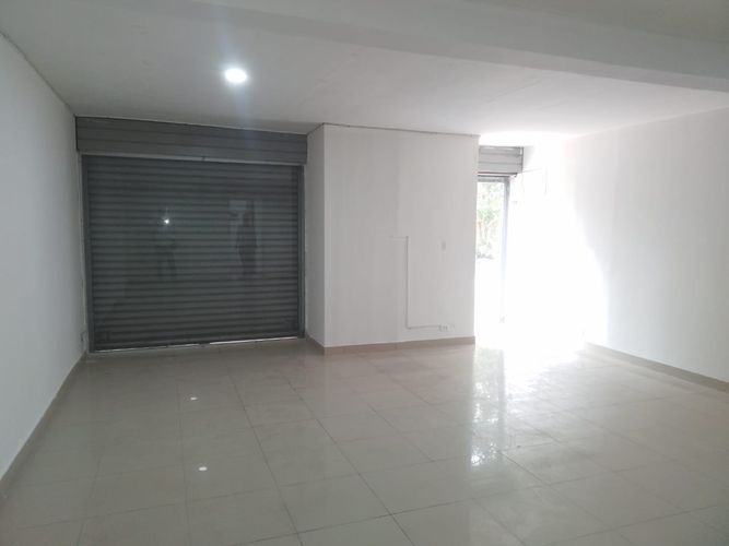 Oficina en arriendo en Belén, Medellín, 178 m² · foto 2 de 18