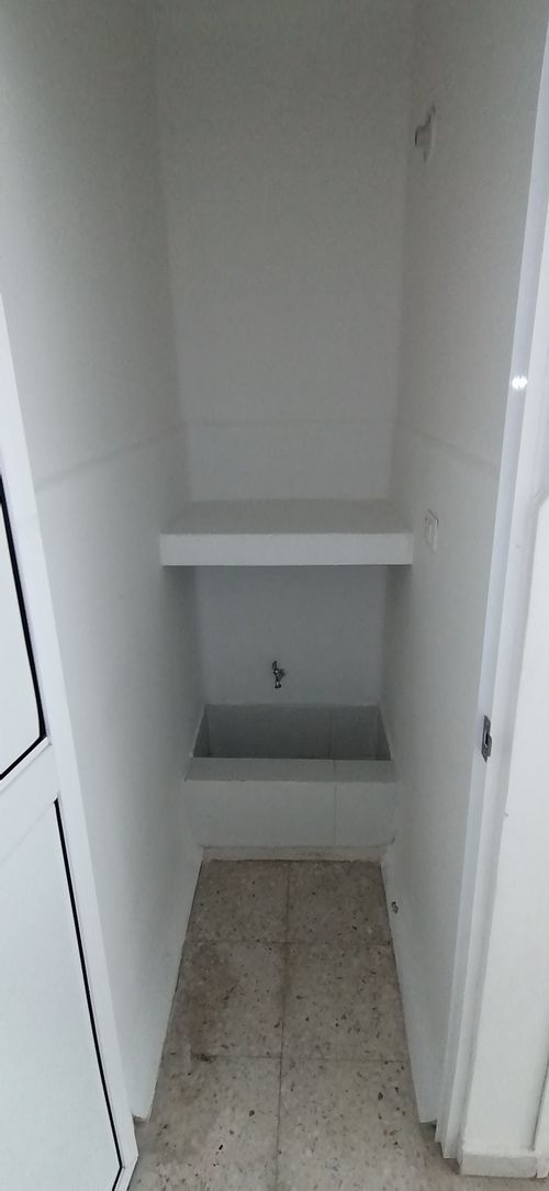 Local en arriendo en San Vicente, Cali, 25 m² · foto 2 de 9