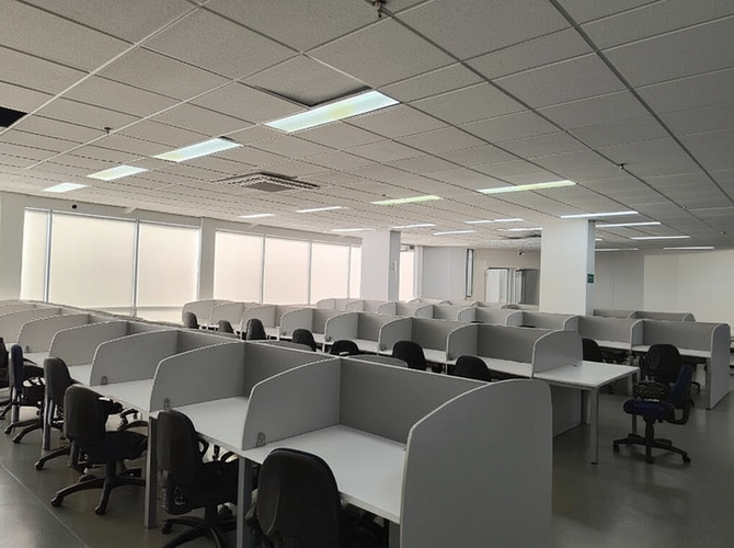 Oficina en arriendo en Santa Monica, Cali, 479 m² · foto 4 de 18