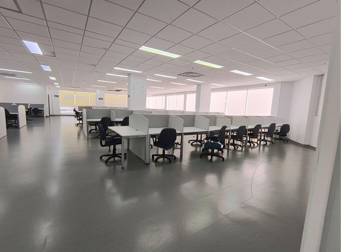 Oficina en arriendo en Santa Monica, Cali, 479 m² · foto 9 de 18