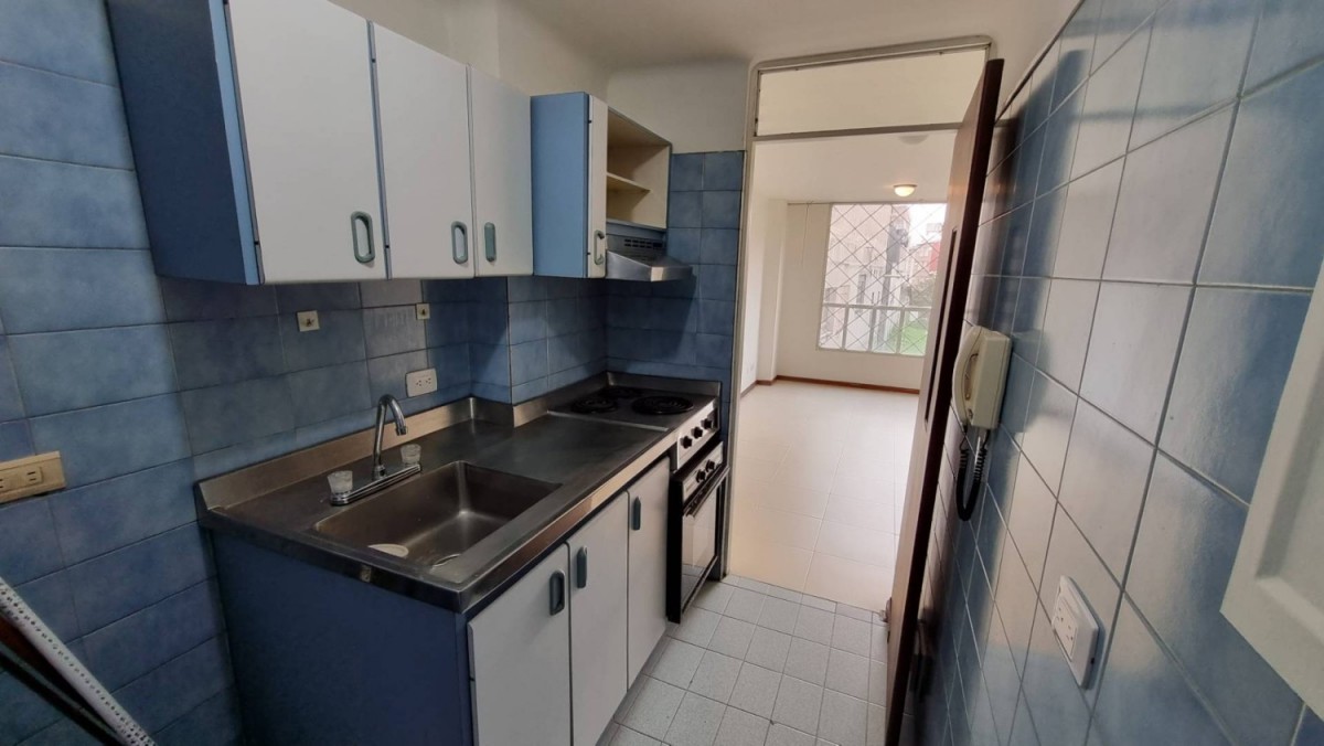 Apartamento en venta en San Martin De Porres I Y Ii, Bogotá · foto 5 de 19