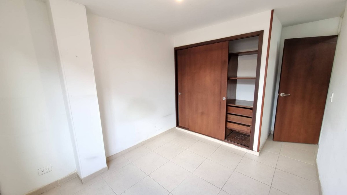 Apartamento en venta en San Martin De Porres I Y Ii, Bogotá · foto 17 de 19