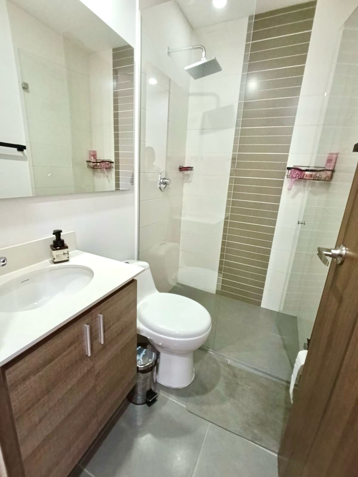 Apartamento en venta en Loma Del Escobero, Envigado · foto 8 de 9