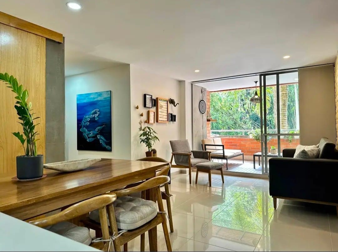 Apartamento en venta en Loma Del Chocho, Envigado · foto 2 de 11