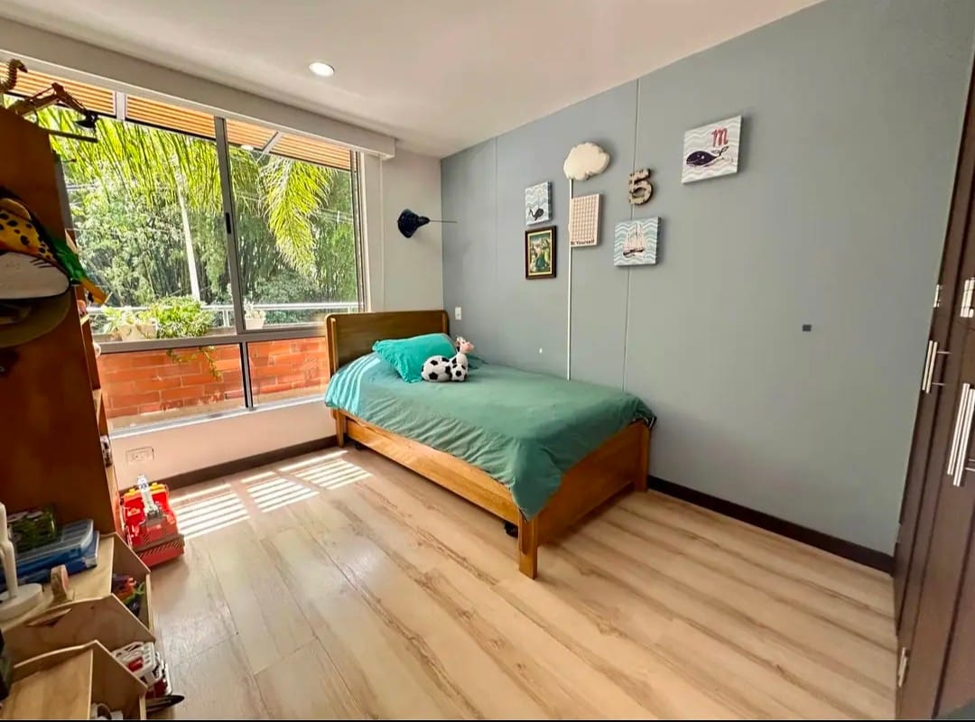 Apartamento en venta en Loma Del Chocho, Envigado · foto 8 de 11
